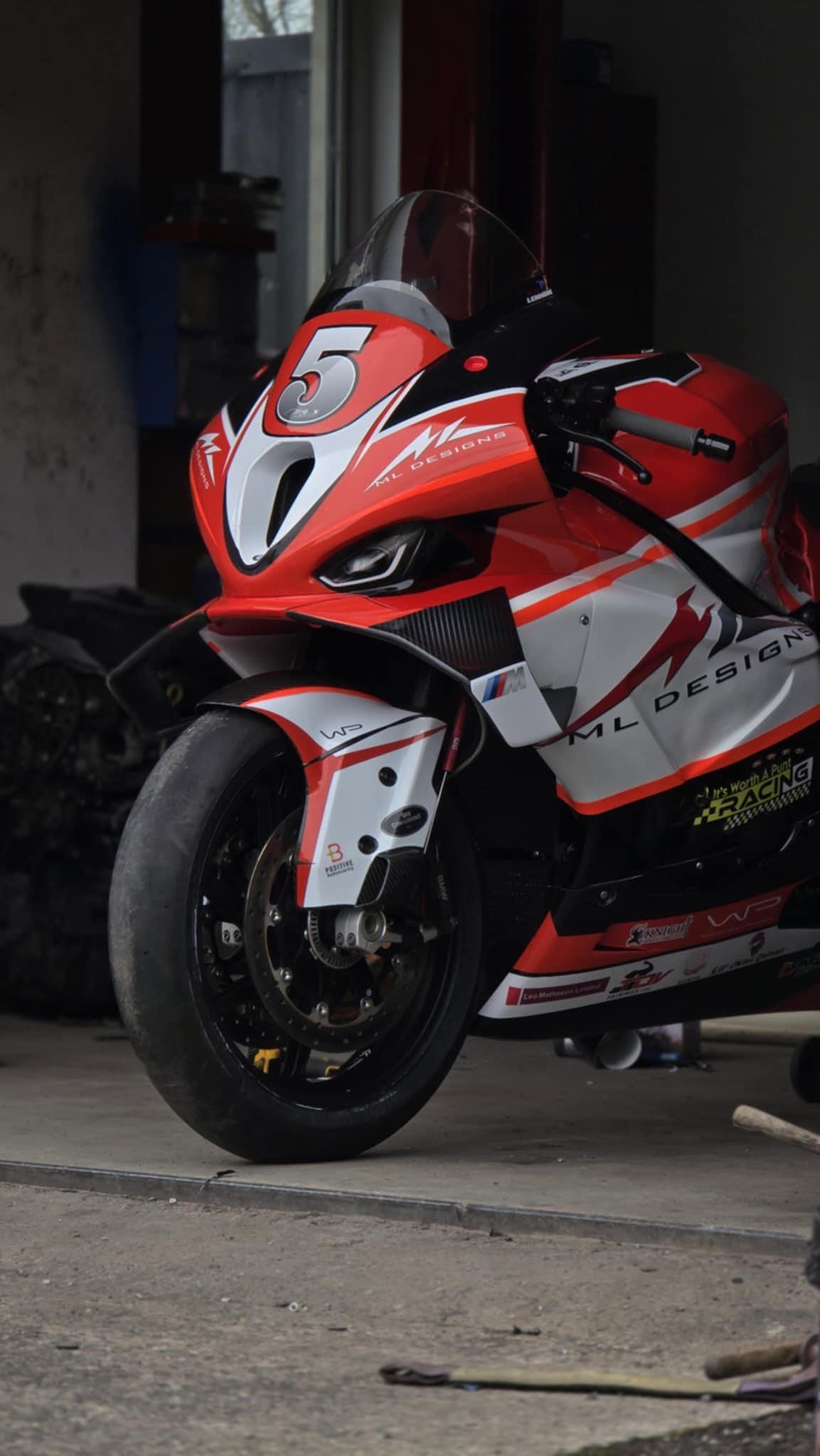 Complete set of race fairings including wings BMW M1000RR 2023